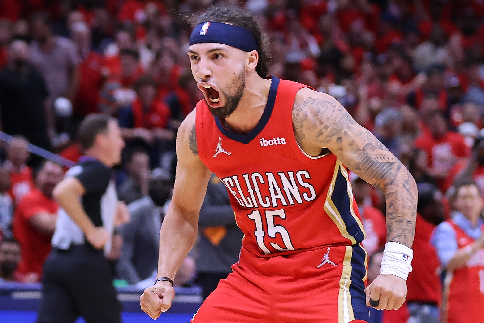 阿尔瓦拉多,nba"鼓上蚤",热泪盈眶的励志故事|保罗_新浪财经_新浪网