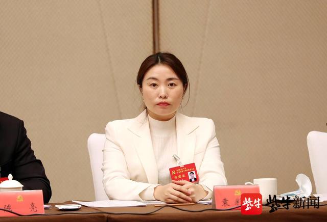 从一线工匠到疫线巾帼全国劳模袁彩凤用行动弘扬劳模精神