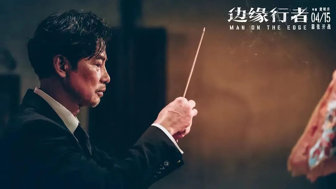 你就能看到不少经典黑帮片的影子,提名的有永远都在被致敬的《无间道