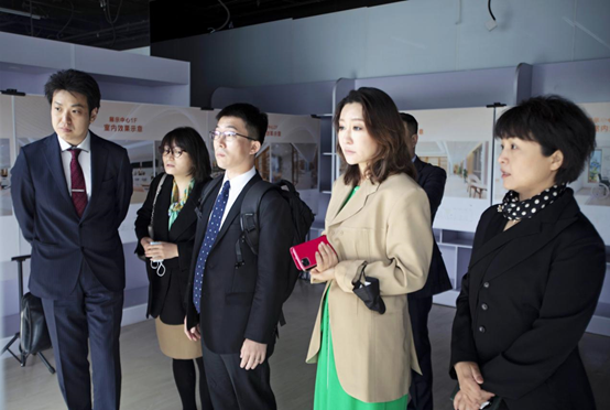 兆泰集团执行董事兼常务副总裁梁嘉庭女士在兆泰集团副总裁兼金融投资