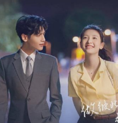 《追光者》罗云熙吴倩再同框,吴倩眼里再有光,甜蜜对视氛围十足休闲区蓝鸢梦想 - Www.slyday.coM 《追光者》罗云熙吴倩再同框,吴倩眼里再有光,甜蜜对视氛围十足休闲区蓝鸢梦想 - Www.slyday.coM