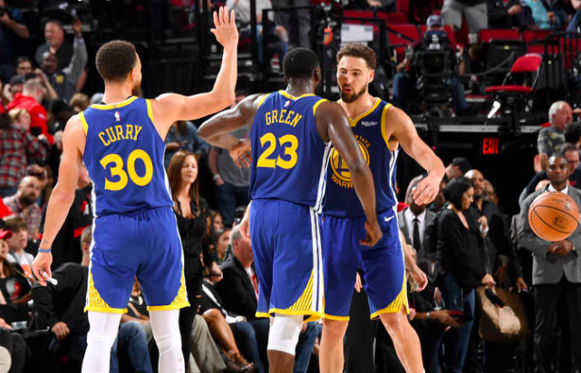 半决赛在即!勇士队遭遇三大不利因素,灰熊或大比分2休闲区蓝鸢梦想 - Www.slyday.coM 半决赛在即!勇士队遭遇三大不利因素,灰熊或大比分2休闲区蓝鸢梦想 - Www.slyday.coM