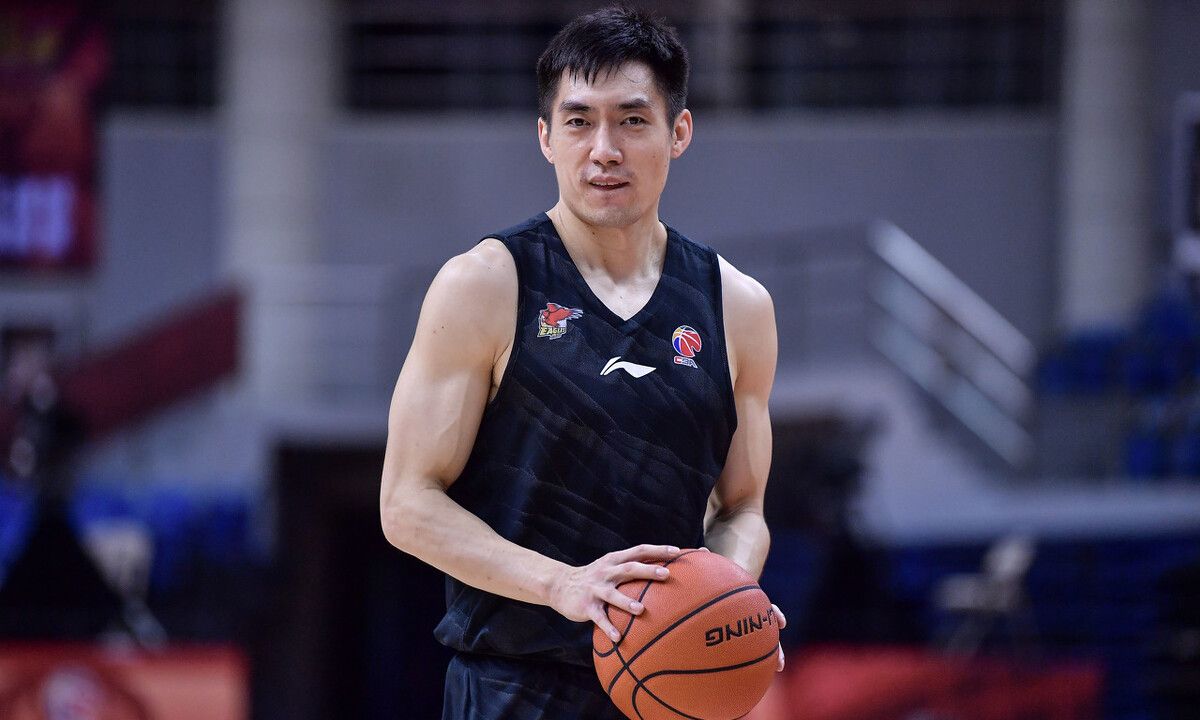 曝cba顶薪先生或离队,周鹏有望迎来接班人|赵泰隆|cba|周鹏_新浪新闻