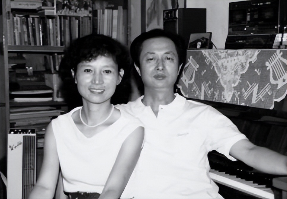 好汉歌曲作者赵季平与亡妻伉俪情深三年后娶小18岁佳人