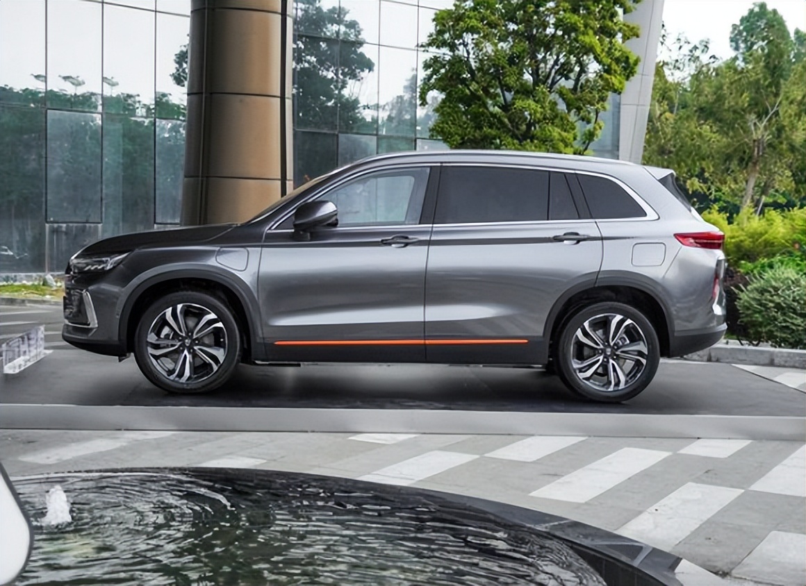 纯动变混动，这回靠谱吗？休闲区蓝鸢梦想 - Www.slyday.coM