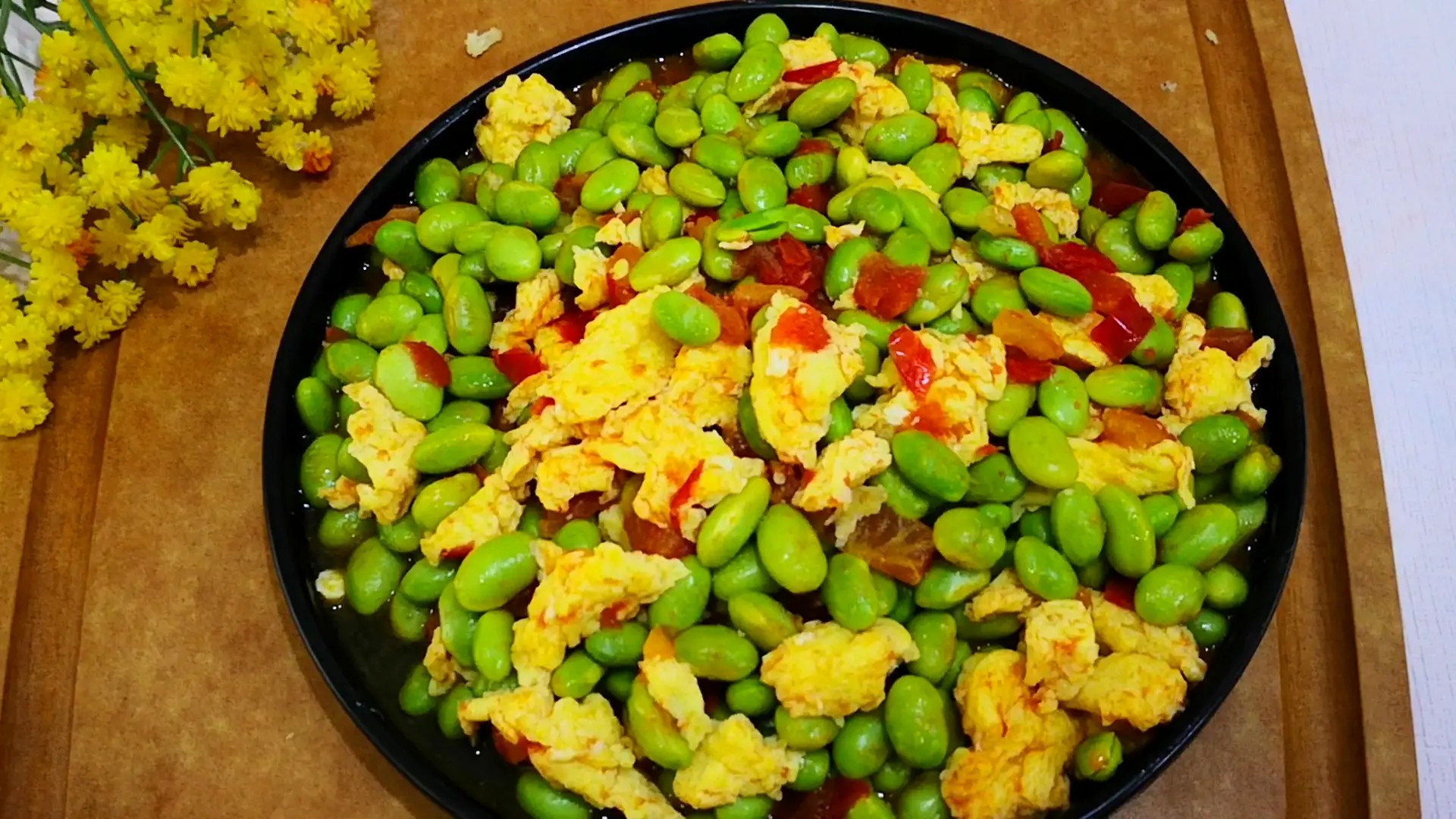 好吃的毛豆炒鸡蛋