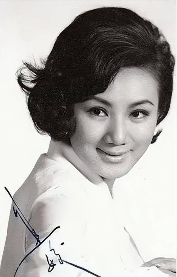 黄药师曾江的成名之路以及被他收割的3位女神级妻子