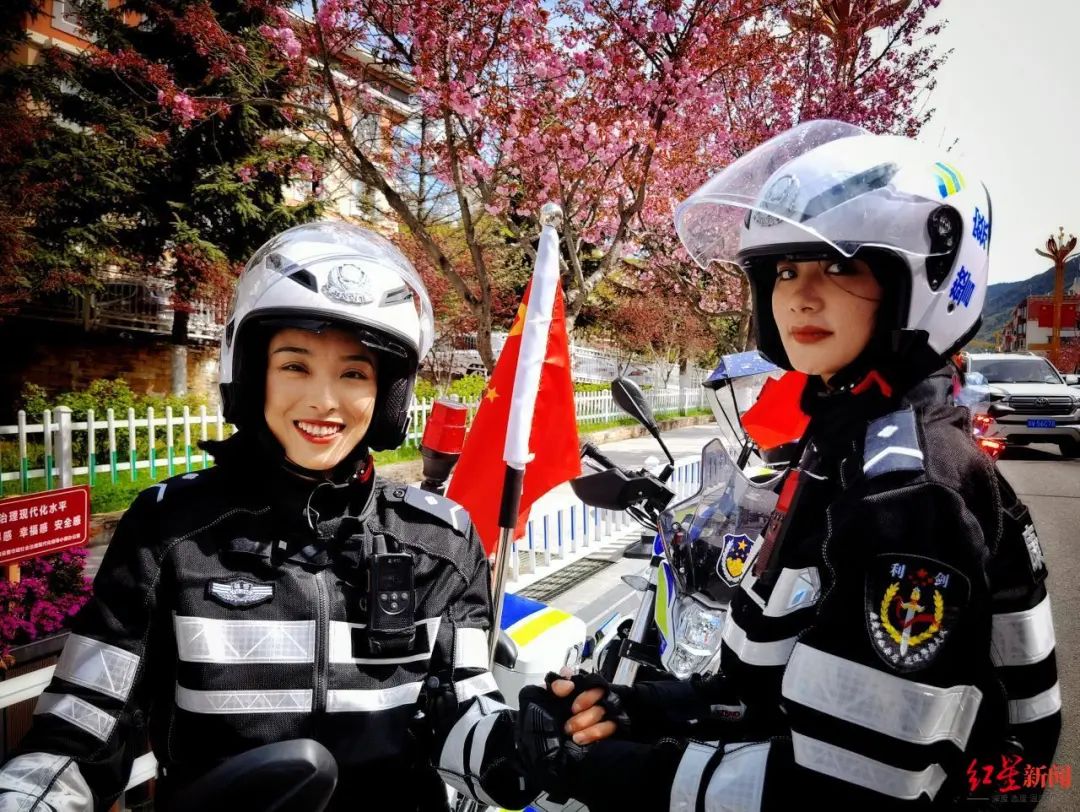 飒这支女子铁骑队首次亮相