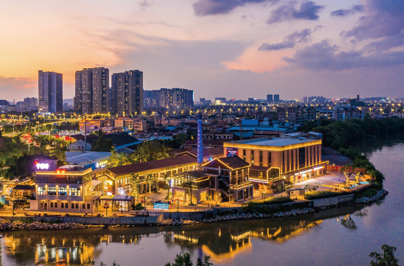 高高打卡新佛山高言值广州地铁0换乘开进顺德搭地铁逛美景吃美食去