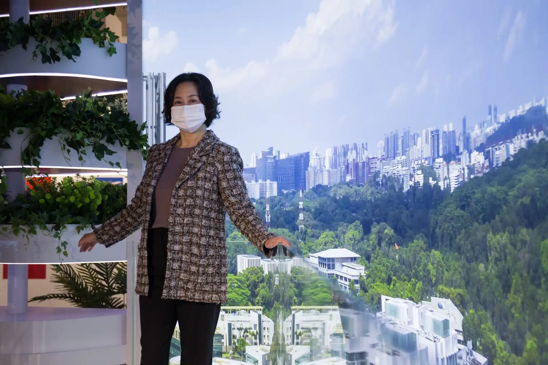 赌王外孙女在山顶豪宅拍照豪华又气派何超琼也曾住在那里