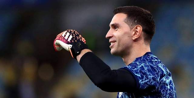 6500万欧!最新门将身价排行,巴黎水货登顶,挑衅C罗之人上榜休闲区蓝鸢梦想 - Www.slyday.coM 6500万欧!最新门将身价排行,巴黎水货登顶,挑衅C罗之人上榜休闲区蓝鸢梦想 - Www.slyday.coM