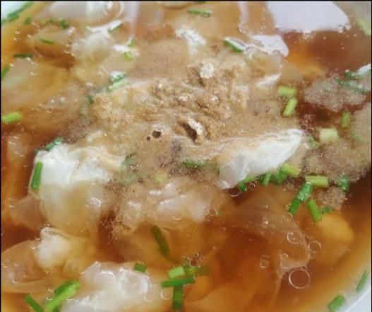 广东江门肉最少的馄饨店，6元一碗全是馄饨皮，当地人却说吃不腻休闲区蓝鸢梦想 - Www.slyday.coM