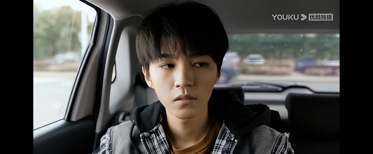 悬疑剧《重生之门》开播,众星演技更是在线,王俊凯却惨遭吐槽休闲区蓝鸢梦想 - Www.slyday.coM 悬疑剧《重生之门》开播,众星演技更是在线,王俊凯却惨遭吐槽休闲区蓝鸢梦想 - Www.slyday.coM