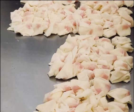 广东江门肉最少的馄饨店，6元一碗全是馄饨皮，当地人却说吃不腻休闲区蓝鸢梦想 - Www.slyday.coM