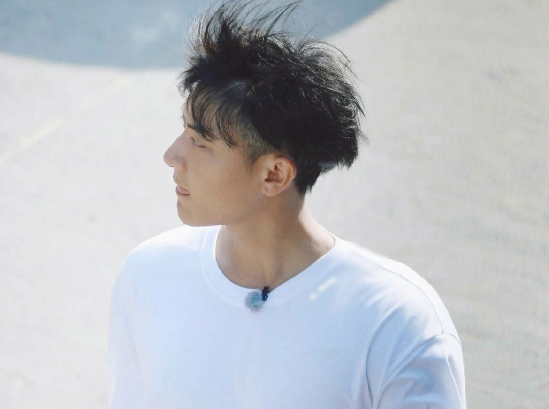 黄子韬发表生日感言：我的愿望是关于一直爱着我的你们,谢谢陪伴休闲区蓝鸢梦想 - Www.slyday.coM