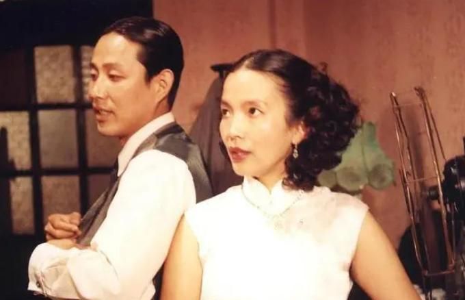 《围城》22年后,黄蜀芹导演去世了,其他演员都还好吗?休闲区蓝鸢梦想 - Www.slyday.coM 《围城》22年后,黄蜀芹导演去世了,其他演员都还好吗?休闲区蓝鸢梦想 - Www.slyday.coM