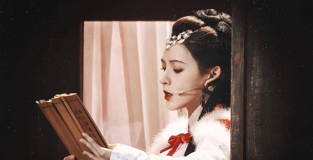都说张予曦的王昭君造型好惊艳那是你没见过她的民国风美极了