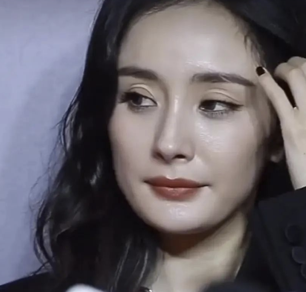 眼睛凹陷才是真毁容从杨幂到陶虹多少女神被害惨