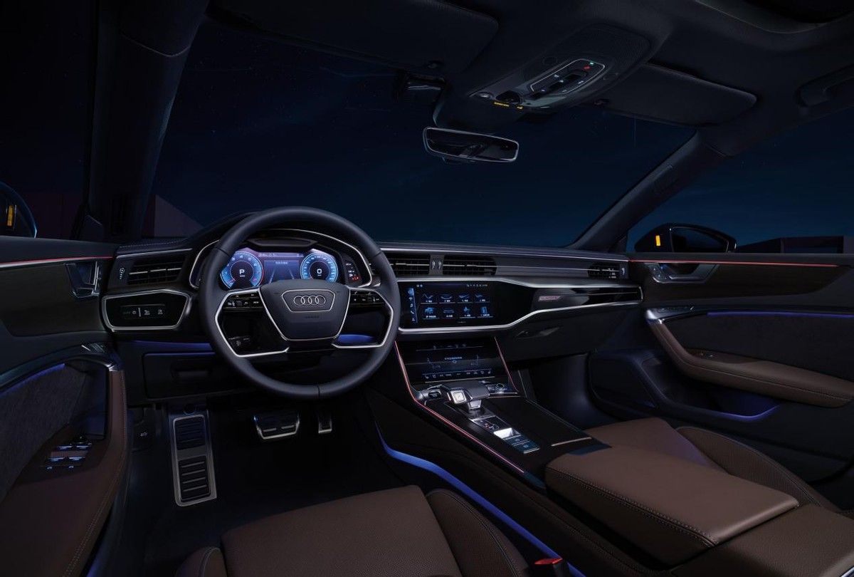 上汽奥迪a7l三屏联动信息显示更清晰56秒能实现破百