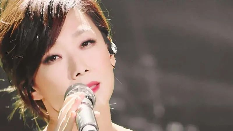 那些年,我们追过的经典歌曲,你都听过哪些?刘德华直接封神!休闲区蓝鸢梦想 - Www.slyday.coM 那些年,我们追过的经典歌曲,你都听过哪些?刘德华直接封神!休闲区蓝鸢梦想 - Www.slyday.coM