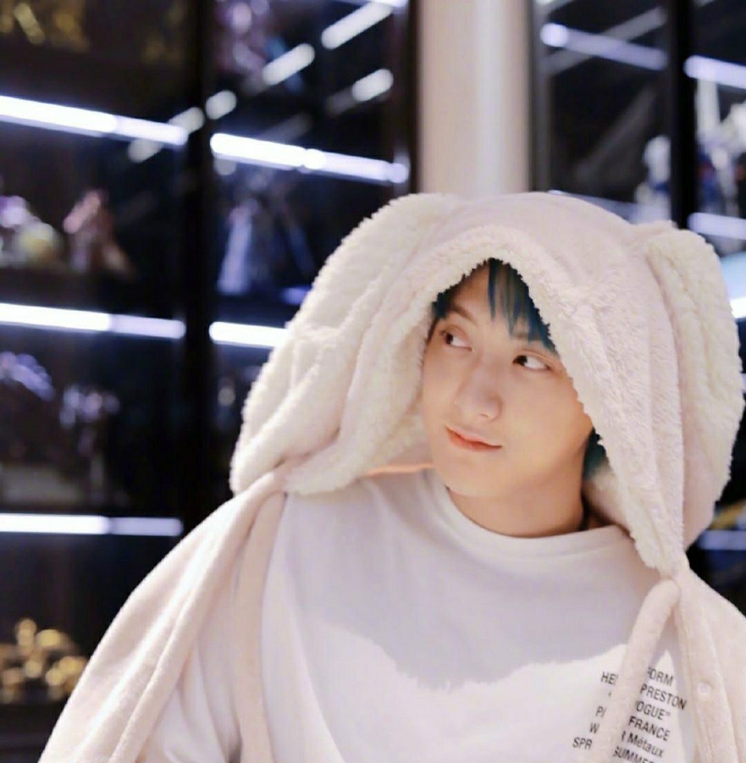 黄子韬发表生日感言：我的愿望是关于一直爱着我的你们,谢谢陪伴休闲区蓝鸢梦想 - Www.slyday.coM