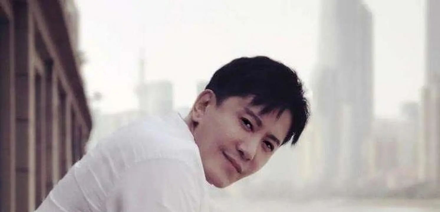 那些年,我们追过的经典歌曲,你都听过哪些?刘德华直接封神!休闲区蓝鸢梦想 - Www.slyday.coM 那些年,我们追过的经典歌曲,你都听过哪些?刘德华直接封神!休闲区蓝鸢梦想 - Www.slyday.coM