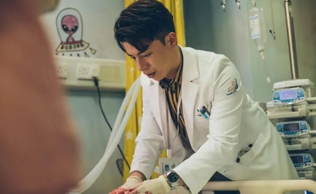 非亲生仔无底薪！TVB绿叶演员大曝工资不够花，现靠教跳舞赚外快休闲区蓝鸢梦想 - Www.slyday.coM