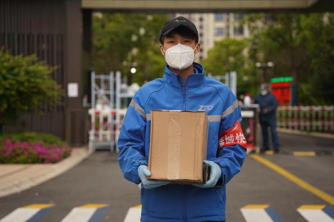 上海快递业陆续恢复有序运营有网点件量达到日常7成
