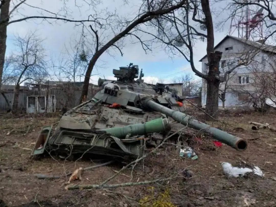 突发！乌武装部队袭击赫尔松，俄军约500人伤亡！无人机“耗死”乌克兰？泽连斯基最新发声…… | 每日经济网