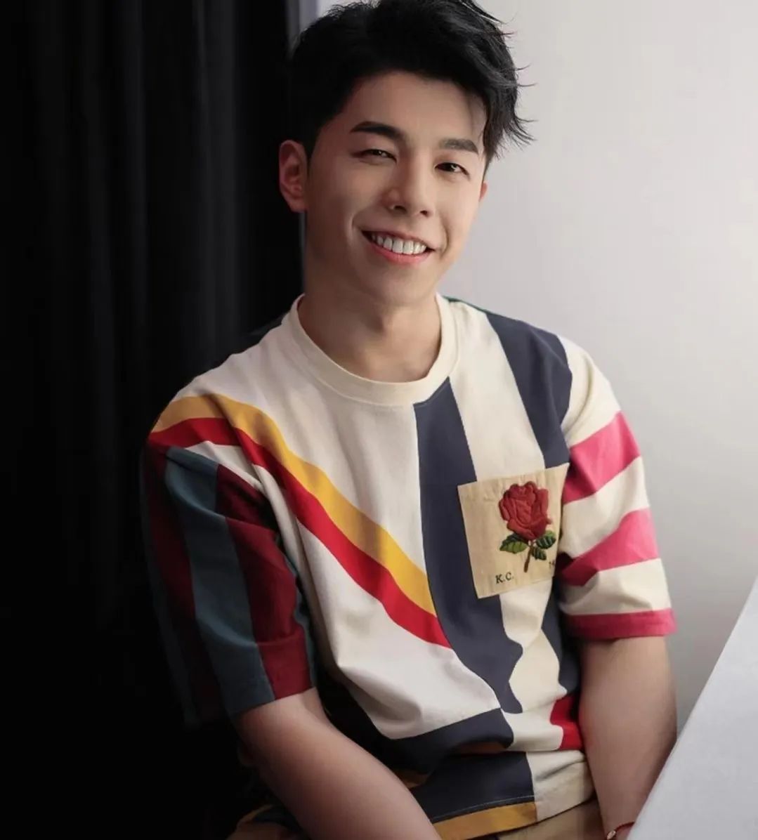 非亲生仔无底薪！TVB绿叶演员大曝工资不够花，现靠教跳舞赚外快休闲区蓝鸢梦想 - Www.slyday.coM