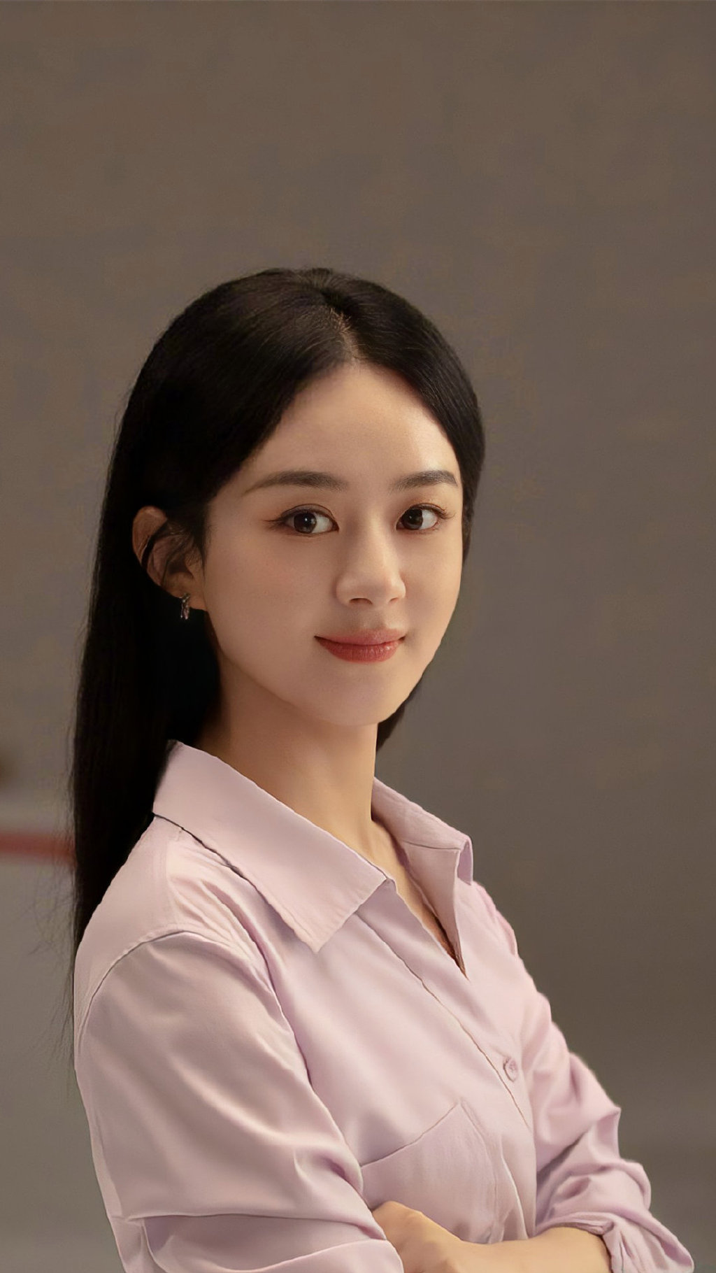 赵丽颖近照大变样微笑唇撞脸baby毫无辨识度越来越像网红