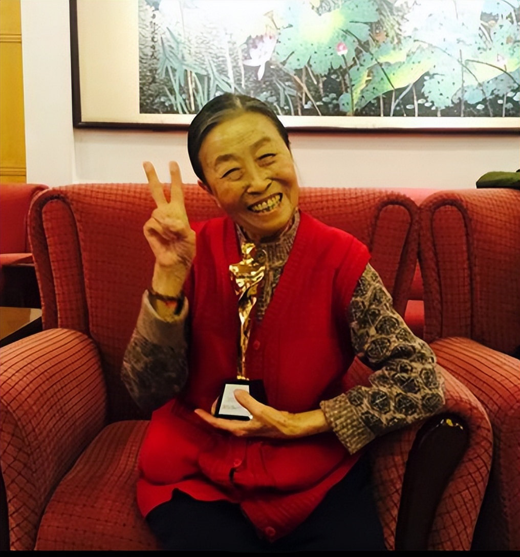 演员张少华去世1年了丈夫张惠宝不灭的爱让人泪流