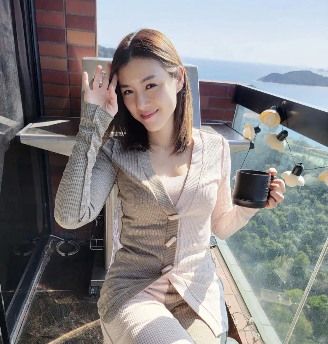 41岁生了三个孩子陈茵媺怎么还这么甜