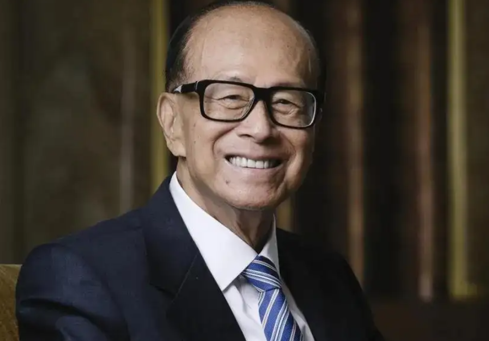 李嘉诚这次真的回来中国了，套现英国千亿后，他将进军广州地产|长实集团|李嘉诚|英国_新浪新闻