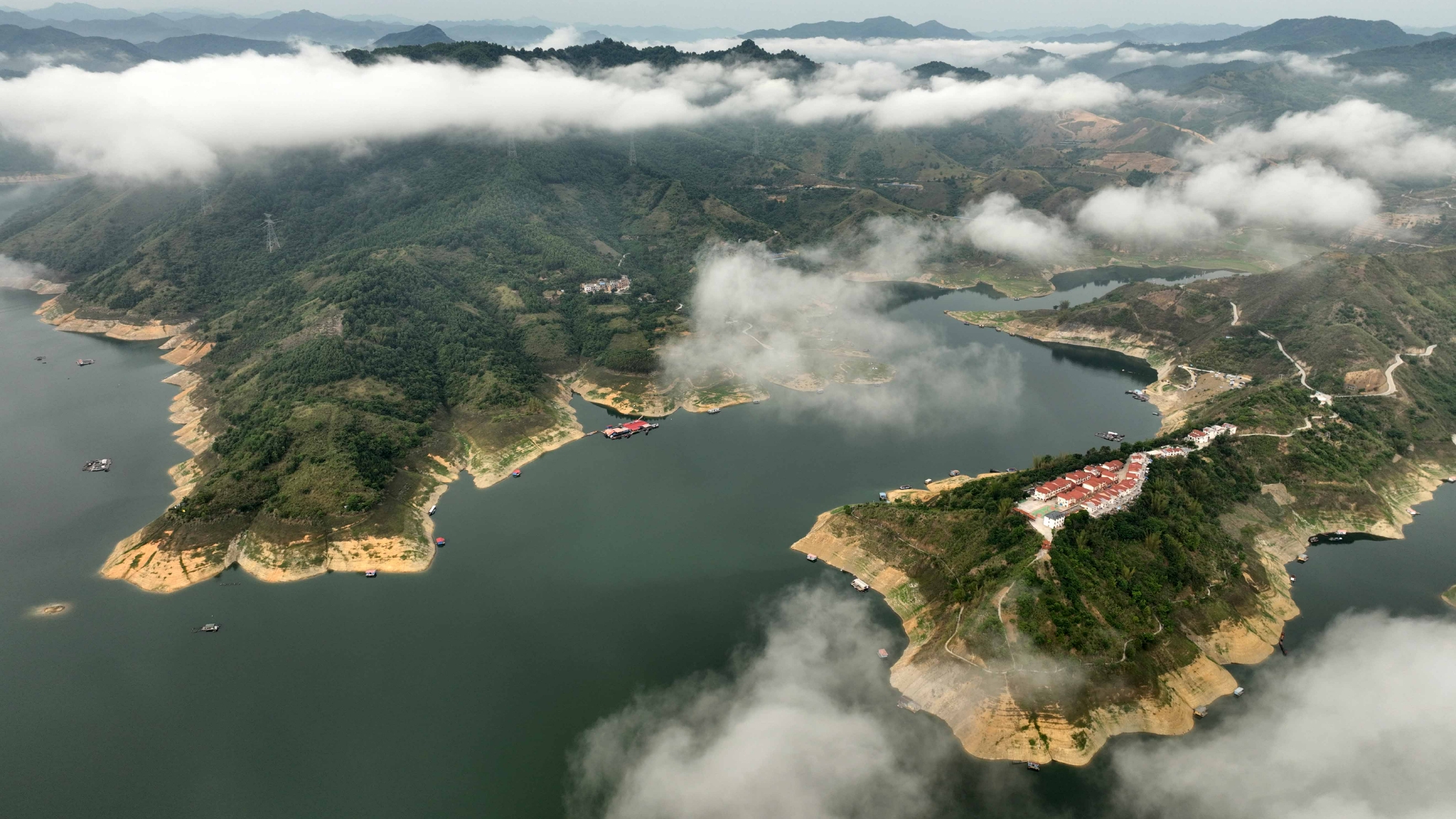 贵州罗甸:晨曦中的云里湾|黔南布依族苗族自治州|朝阳市|贵州省_新浪