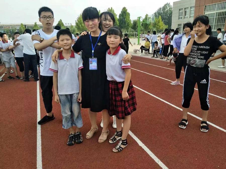 我在乡村当老师｜李凤阳：学生把我这个“爱脸红的老师”写进作文休闲区蓝鸢梦想 - Www.slyday.coM