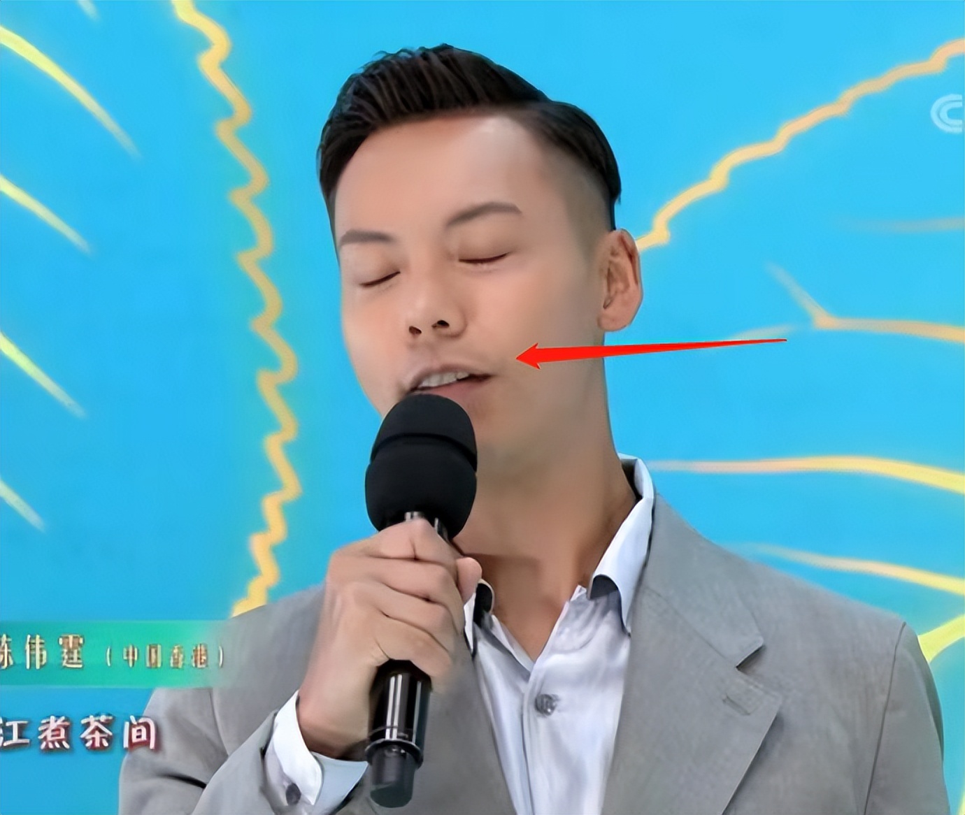 五四晚会成小花比美现场：赵丽颖回归最佳状态，关晓彤宋祖儿甜美休闲区蓝鸢梦想 - Www.slyday.coM