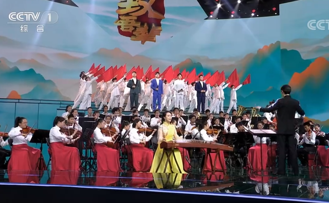央视五四晚会明星状态：赵丽颖妆容不佳，乔欣脸圆，易烊千玺憔悴休闲区蓝鸢梦想 - Www.slyday.coM