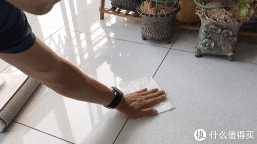 原本以为多此一举，看到污水箱我也不淡定了—万摩尔S22洗地机使用体验休闲区蓝鸢梦想 - Www.slyday.coM