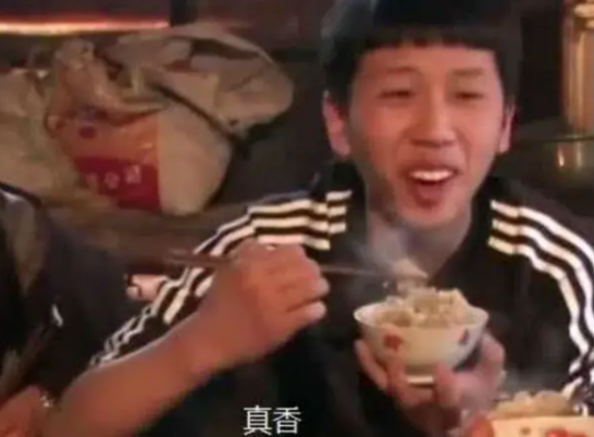 2013年,因参加《变形计》节目,"真香"少年王境泽出圈.图片来自网络