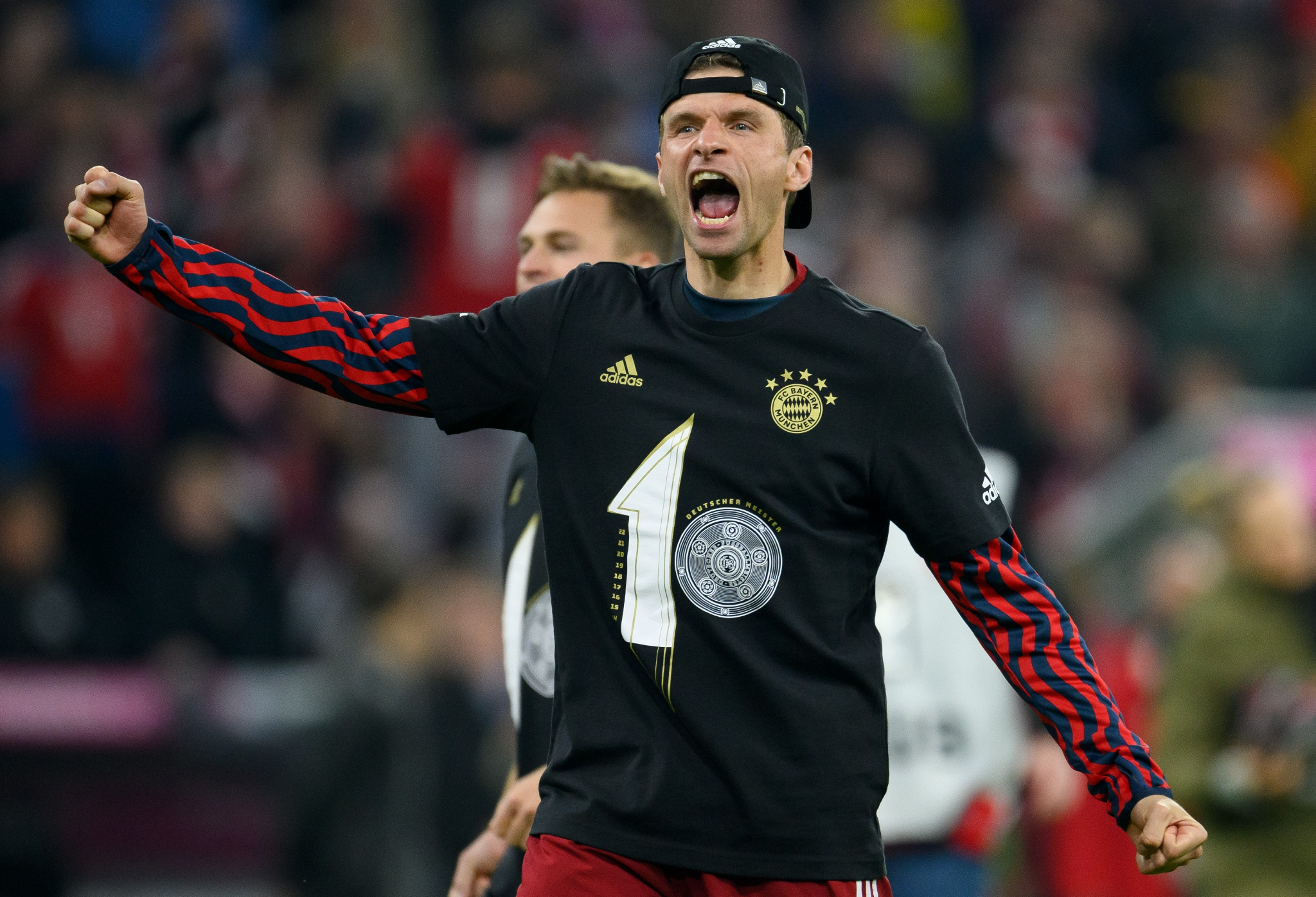 体坛联播利物浦3球逆转晋级欧冠决赛克洛普追平历史纪录