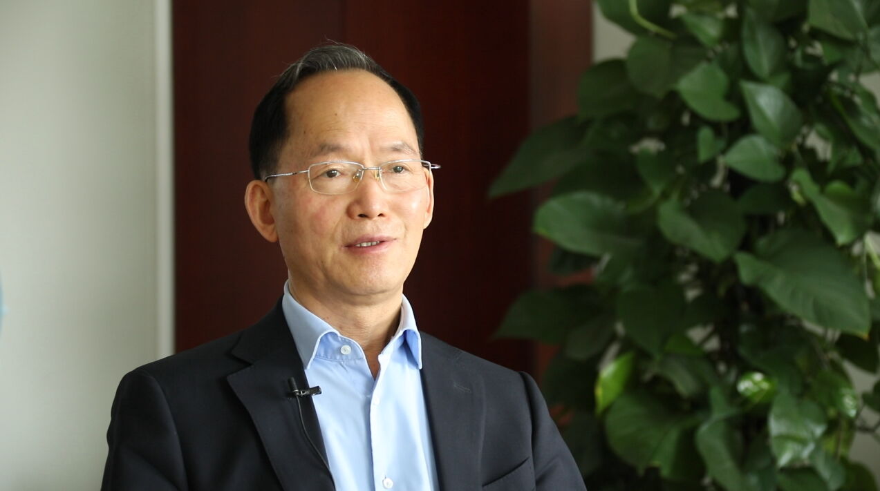 之巅专访第二次青藏高原综合科学考察研究队队长中国科学院院士姚檀栋