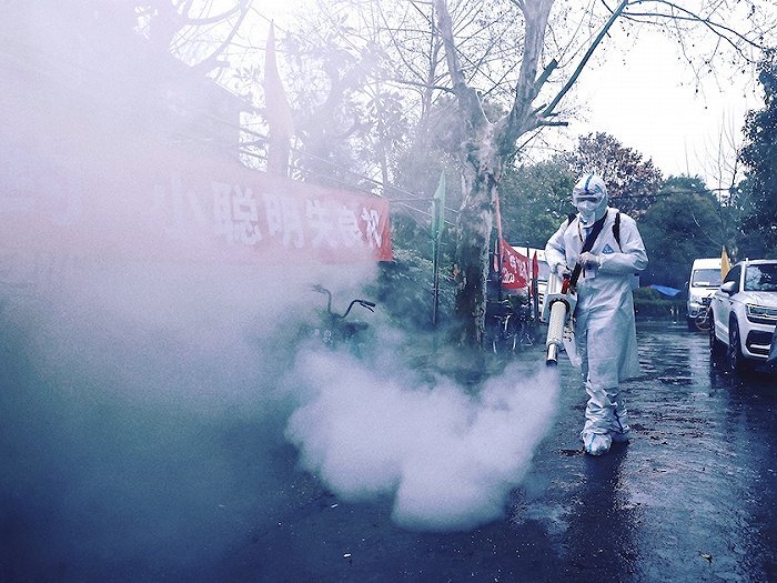 青春无惧！“90后”“00后”成为上海抗疫生力军休闲区蓝鸢梦想 - Www.slyday.coM