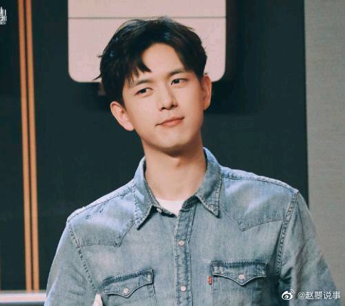 唐嫣明明是一个气质女神，却有一个“傻白甜”专业户的称号……休闲区蓝鸢梦想 - Www.slyday.coM