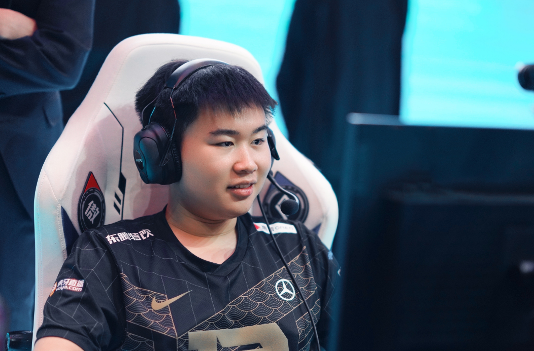RNG与T1的差异在哪里?首发选手数据对比,小虎全面领先李哥休闲区蓝鸢梦想 - Www.slyday.coM RNG与T1的差异在哪里?首发选手数据对比,小虎全面领先李哥休闲区蓝鸢梦想 - Www.slyday.coM