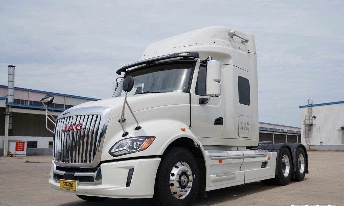 国产长头牵引车盘点这4款车霸气程度你打几分