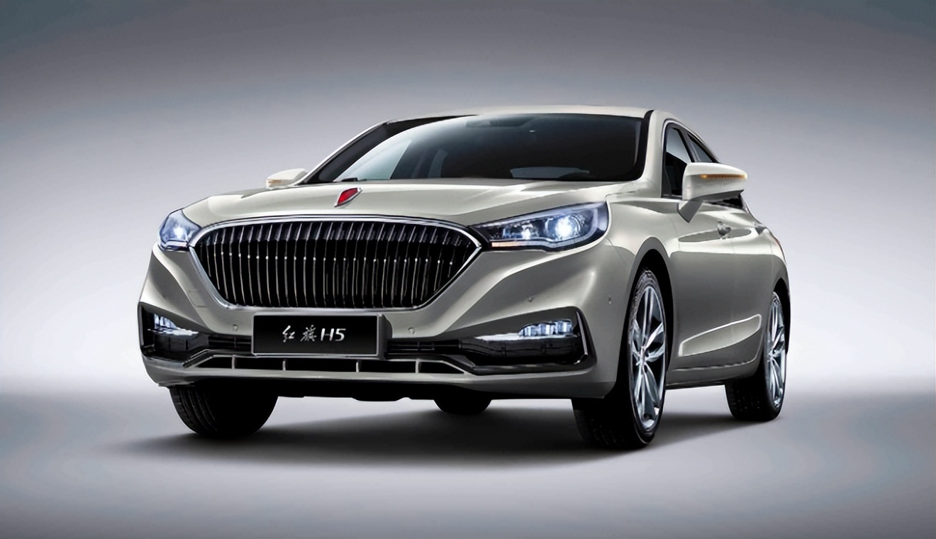 全新红旗h5实车曝光更年轻运动小号h9即视感