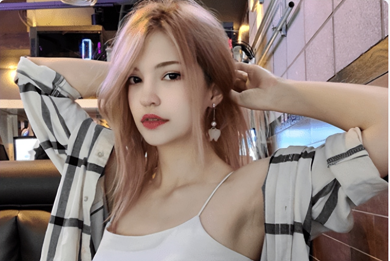 继上野辅后，外媒发布中下选手排行：T1继续霸榜，RNG再次陪跑休闲区蓝鸢梦想 - Www.slyday.coM