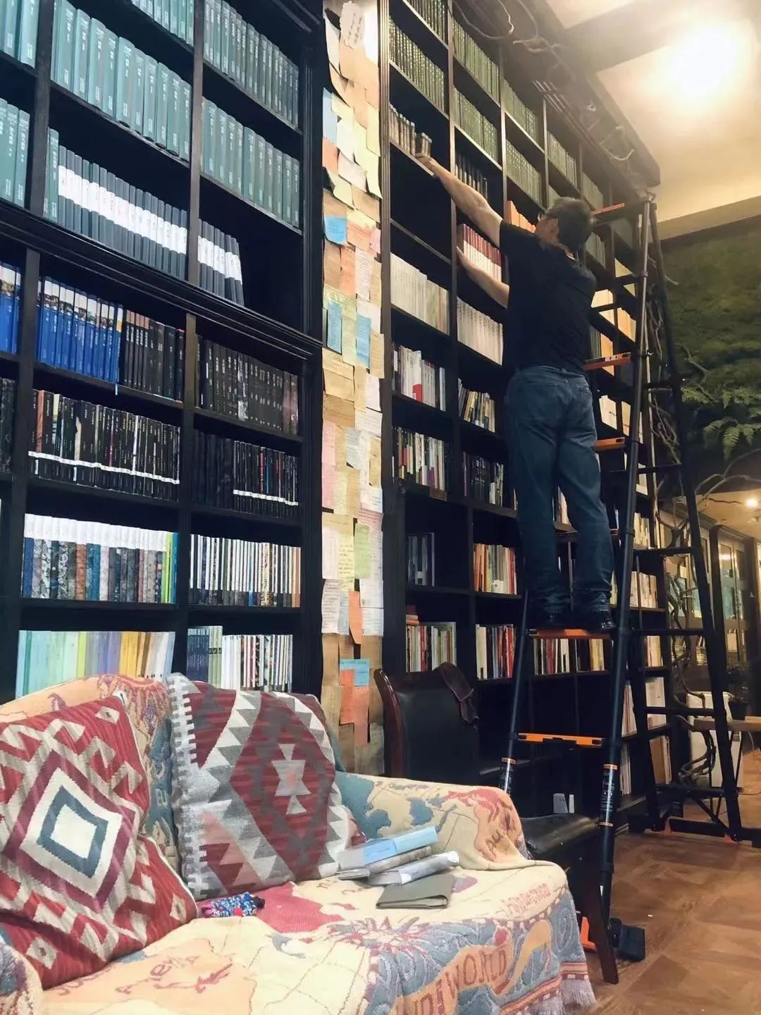 专访麦家:不合群的人生,依旧可以牛逼|麦家|解密|书单_新浪新闻