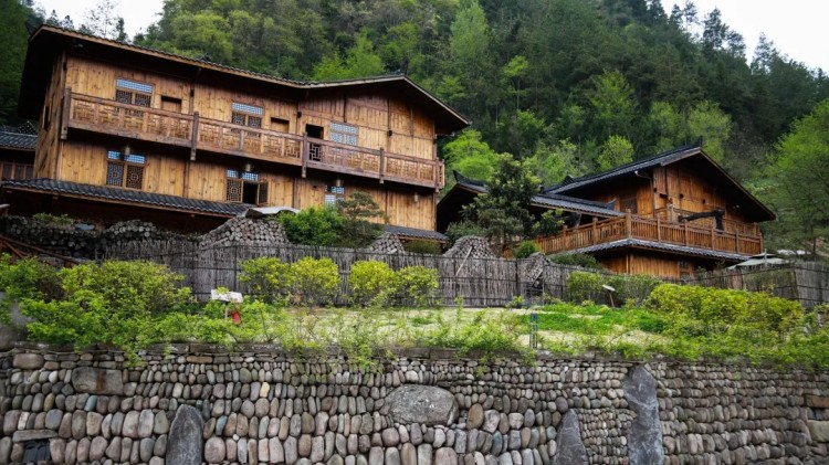 牢记殷殷嘱托谱写巴渝新篇走出特色发展路石柱三色经济描绘乡村振兴